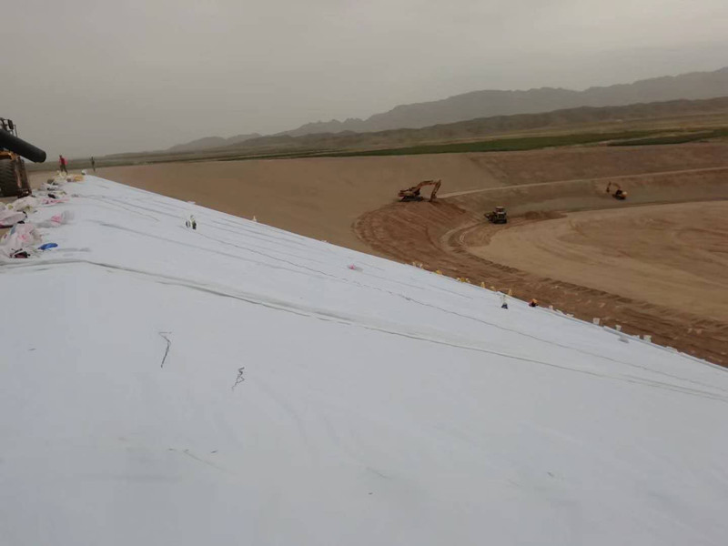 西藏新疆复合土工膜