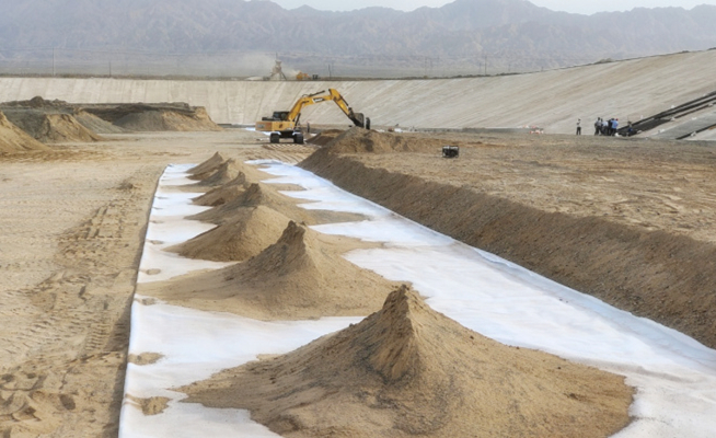 西藏蓄水池复合土工膜设计标准是什么?