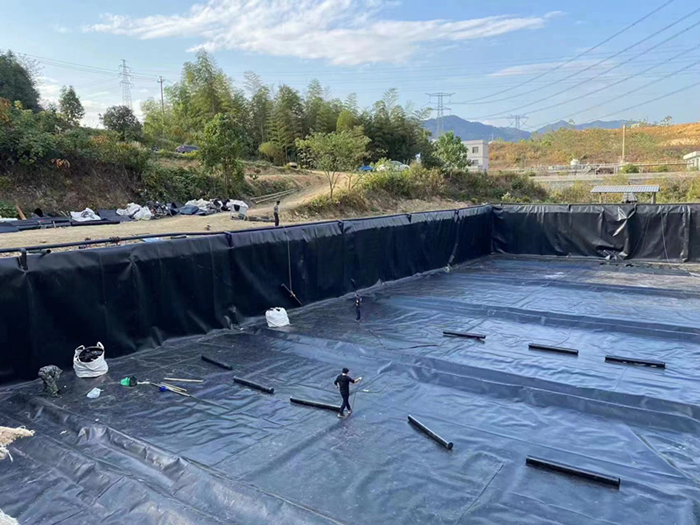 西藏污水池防渗膜设计标准是多厚的？